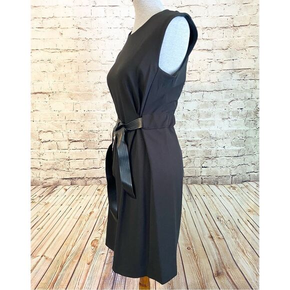Calvin Klein Fit and Flare Black Midi Dress Leather Belt Cap Sleeves Women’s 6 - Picture 2 of 7